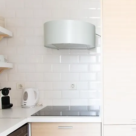 Plum Guide - Colour Theorum Appartement Lissabon